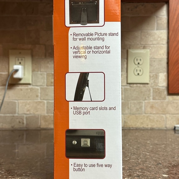 Digital Picture Frame - Picture 5 of 5